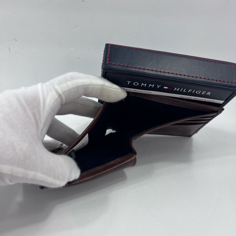 TOMMY HILFIGER 💯 MENS WALLET DOUBLE FOLD, BROWN, GENUINE LEATHER, RFID READY - Picture 6 of 14